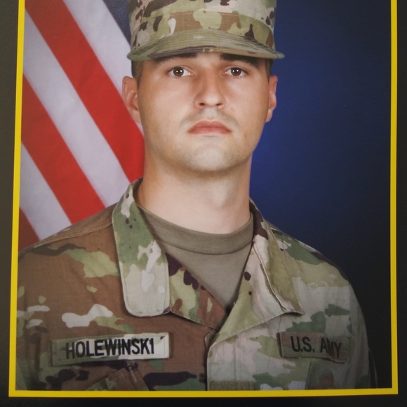 allenholewinski